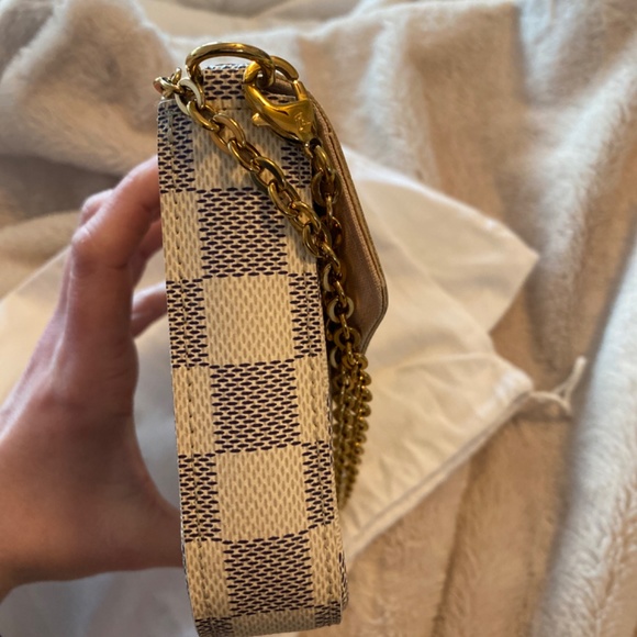 Louis Vuitton Felicie Pochette - Picture 4 of 8